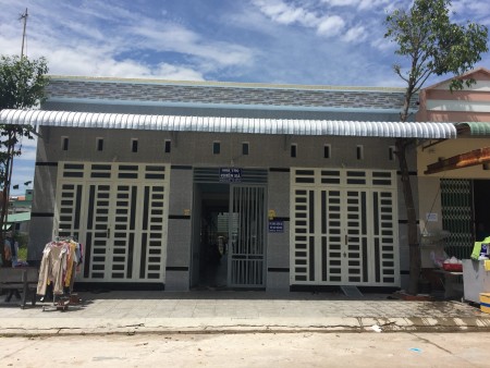 2 dãy trọ đôi gồm 14P và 2 ki ốt thu nhập hơn 15tr/th, sát KCN Bình Dương