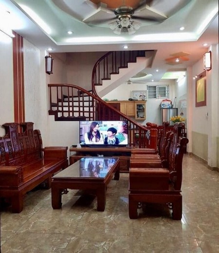 BÁN NHÀ CMT8 TÂN BÌNH HXH 68M. CHỈ 5 TỶ 1.LH 0933644449