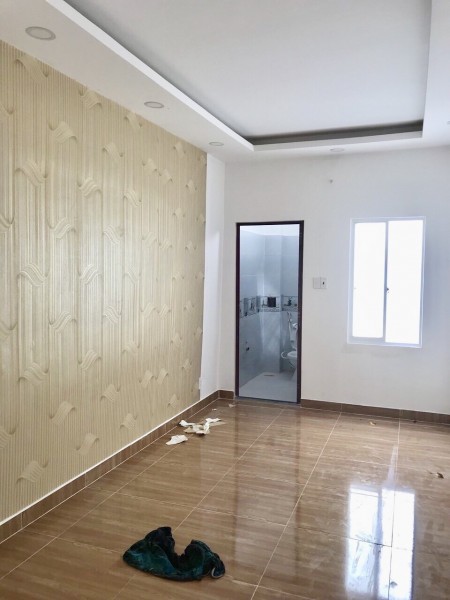 Bán gấp nhà 3 lầu mặt tiền Kinh Doanh Đường Lạc Long Quân, P5, Quận 11 Diện tích: 4.2x12.5m,