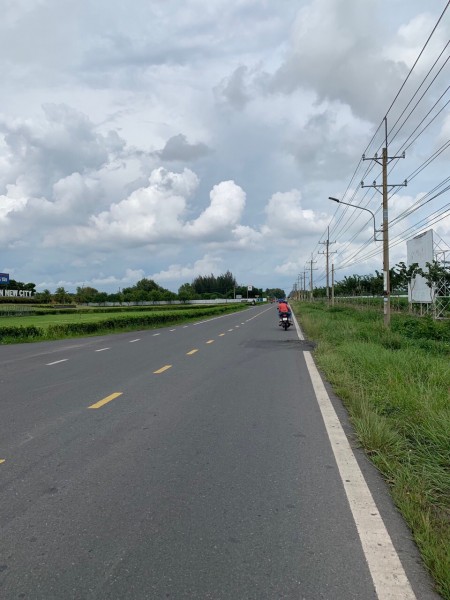 Kẹt tiền bán lô đất 95m2 ở Nhơn Trạch đối diện Swan Park