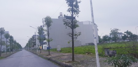 Bán đất biệt thự chủ đầu tư thanh hà cienco b1.1 a1.1 b1.4 b2.5 dt 200m2 230m2 giá rẻ nhất
