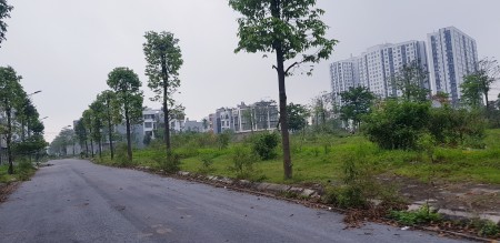 Bán liền kề đường 17m b1.3 b1,4 thanh hà cienco giá gốc từ 18tr/m2