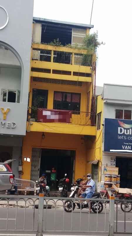 MT Lê Văn Sỹ Quận 3 (4mx15m) trệt, 2 lầu thích hợp mở shop thời trang..