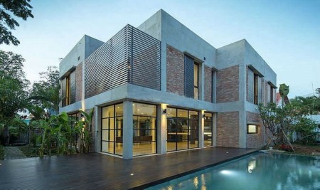 Cho thuê Villa hồ bơi sân vườn 631m2 Nguyễn Văn Hưởng Thảo Điền Quận 2 MS:735