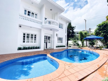 Cho thuê villa trệt 1 lầu 710m2 Nguyễn Ư Dĩ Thảo điền Quận 2 MS:680