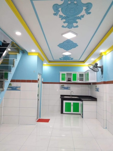Nhà mới lô góc Đoàn Văn Bơ Quận 4, sổ nở hậu giá chỉ 2.6 tỉ