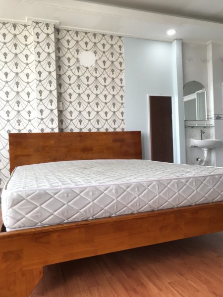 Phòng mới xây cho thuê giá từ 2tr7 ngay ĐH TC Maketing q7