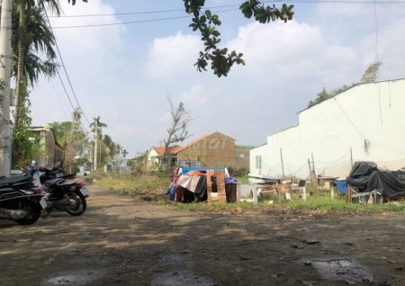 Bán đất kiệt xe tải Lưu Quang Vũ giá chỉ hơn 1 tỷ chút xíu xiu
