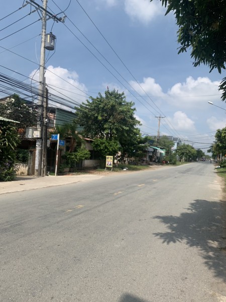 Bán đất mặt tiền đường 835B, cần Giuộc, Long An,300m2,cách QL1A 3km ,giá rẻ,0938078565