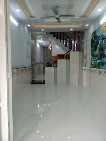 Bán nhà hẻm 10m. 4x14m, đúc 3.5 tấm, sẹc đường Mã Lò, Bình Tân