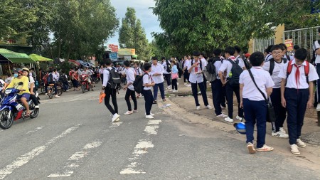 Đi đến slide 2