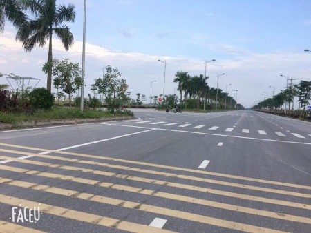Bán nhanh trong tuần suất BLK08 nhìn ra trường học