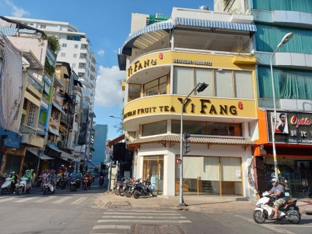 Nhà góc 2 Mt Trần Hưng Đạo (10 x 6m) vỉa hè rộng, giá 55 triệu