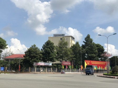 Chính chủ bán lô đất 105m2 ngay mặt tiền đường Cát Lái - Cách chợ Đại Phước 500m - Khu vực KD sầm uất - LH 0901902655