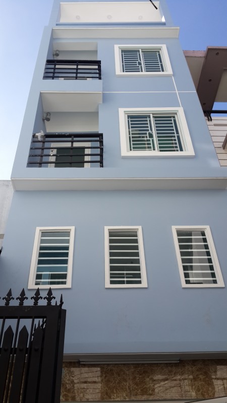 Phòng 28m2 mới đẹp thoáng mát (cửa sổ, ban công)