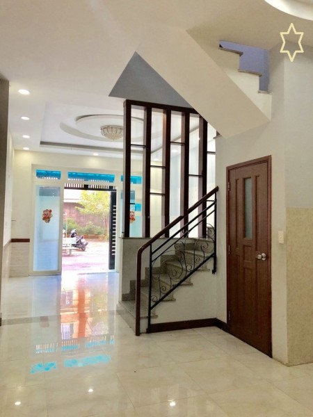 Nhà mới HXT Đỗ Thừa Luông 2L, ST, 4PN,4WC