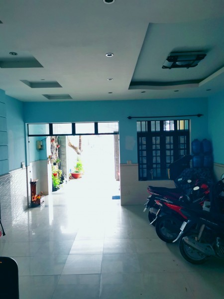 Cho thuê khách sạn 18 phòng quận Bình Tân 35tr/tháng, đầy đủ nội thất
