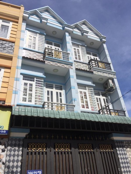 Bán nhà 2 lầu, sổ hồng, đường Lô Tư kéo dài, vị trí đẹp, chính chủ bán chỉ 2.2 tỷ