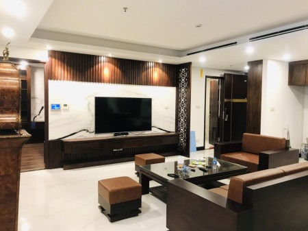Bán căn hộ Aqua Central số 44 Yên Phụ DT 119m2 3 ngủ view sông Hồng giá 9.5 tỷ. LH 0969866063