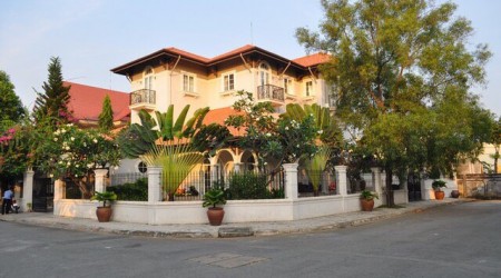 Cho thuê Biệt thự 2 mặt tiền làm vp Trường học 1000m2 Dương văn an An Phú Quận 2 MS:682