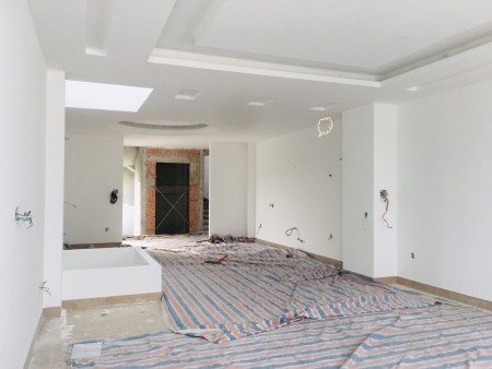 Nhà mới 100% MTKD chợ Tân Hương (5x18m) hầm,5L,ST