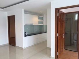 Căn hộ chung cư Sky Center 2 phòng ngủ 80m2 nội thất cơ bản (rèm, máy lạnh, bếp) 12Tr