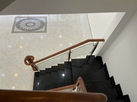 Mua nhà đón tết gần chợ Bình Chánh ngay thôi