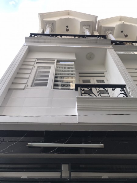 Bán Nhà Nguyễn Thị Búp Giá : 1 tỷ 740 có thương lượng.