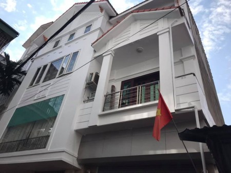 Bán Nhà 87M*3T, MT4m Phố Nguyễn Văn Linh, Long Biên, Ô TÔ Vào Nhà. Chỉ 4,3Ty, lh 0904454636