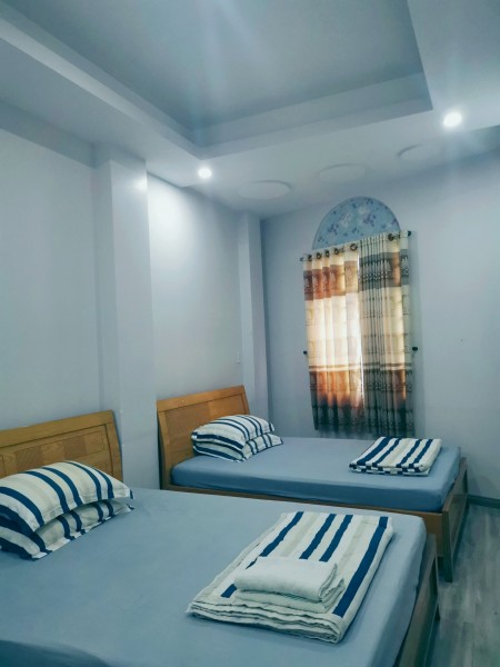 Cho thuê khách sạn 26p quận Bình Tân 50tr/tháng, DT 6x20 trệt 5 lầu. Doanh thu nét 30tr/tháng