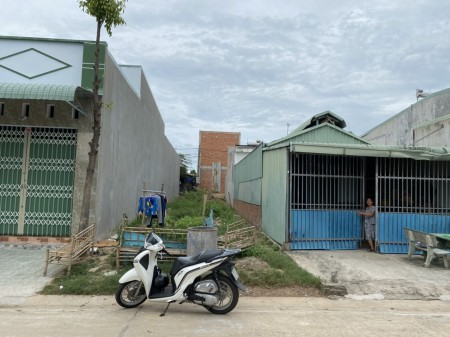 Nhượng lại lô đất để lo công việc tại Mỹ Phước 3 vị trí đẹp giá đầu tư