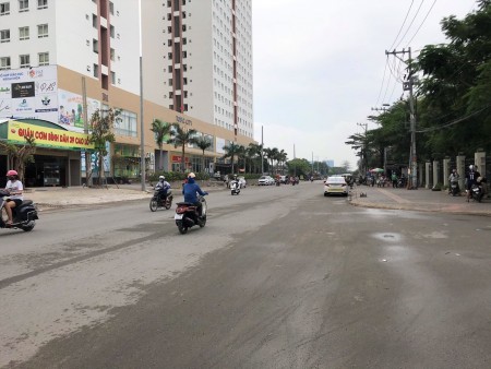 Bán nhà 2 lầu, sân thượng, mặt tiền 232 Cao Lỗ, Phường 4, Quận 8