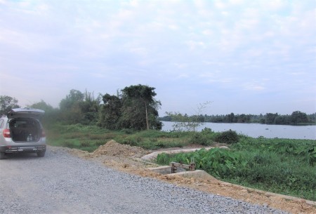 Cần bán đất 2 mặt tiền sông SG và đường ven sông