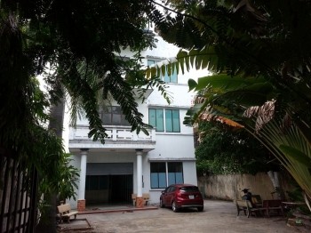 Phòng trọ 18m2, có gác, kệ bếp, gần ngã 3 Phạm Văn Chiêu_Đường 53 Gò Vấp