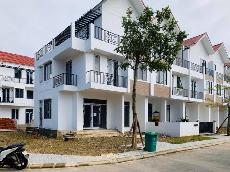 HÀNG HIẾM: SIÊU PHẨM CĂN GÓC 3 MẶT TIỀN ROYAL PARK ĐÃ CÓ SỔ HỒNG - NGAY CẠNH KHU DỊCH VỤ