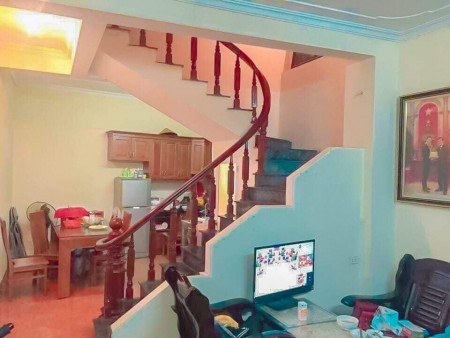 BÁN NHÀ MẶT PHỐ XUÂN LA Ô TÔ TRÁNH, 65m2x4T, giá 8.5 tỷ