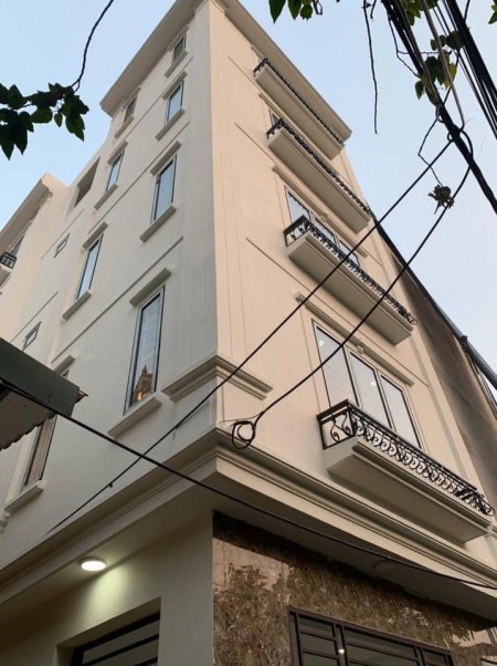 BÁN NHÀ TÂY HỒ LÔ GÓC, 2 Ô TÔ TRÁNH, GARA, KHU NGOẠI GIAO ĐOÀN, 52MX5T, 6.5 TỶ