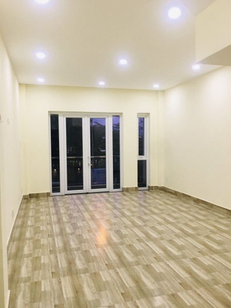 Nhà mới HXT TKTQ Trệt, 2L, ST,4PN,4WC