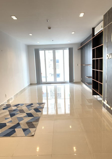 Chính chủ cho thuê căn hộ officetel Sky Center Phổ Quang, Tân Bình.