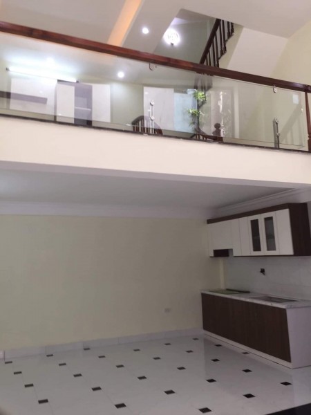 Phùng Khoang 5 Tầng Đẹp Kiên Cố - Trung Tâm Tiện Ích - Vài Bước Ô tô - Ngoài 3 Tỷ - 0904680515