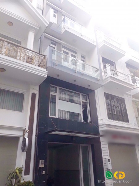 BÁN NHÀ HOÀNG QUỐC VIỆT, CẦU GIẤY 45M2X5T, PHÂN LÔ GARA, 5,75 TỶ.