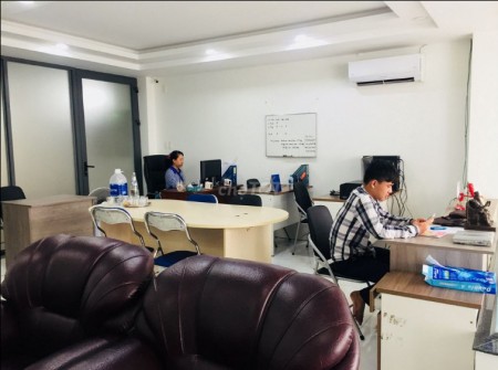 HỖ TRỢ MÙA DỊCH, Văn phòng chia sẻ chỉ 2.5 triệu/tháng