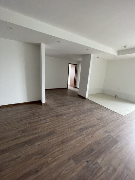Căn góc 130m Việt Đức Complex ban công Đông Nam 3 tỷ 0985800205