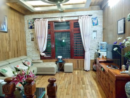 HIẾM KHU VẠN PHÚC,Ô TÔ ĐỖ CỬA, DÂN TRÍ CAO, AN NINH TỐT