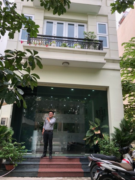 Cho thuê Nhà Trệt 3 lầu 6 phòng 400m2 Nguyễn Qúy Đức An Phú Quận 2