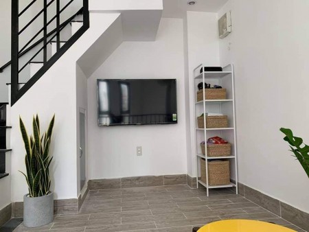 Bán nhà chính chủ HXH 40m2 đường CMT8 Quận 3 giá 4 tỷ