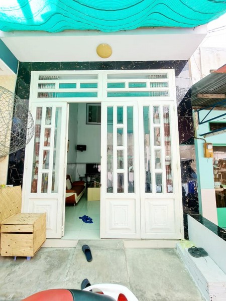 Bán nhà đường Trần Xuân Soạn q7, dt 51 m2 giá 4,2 tỷ