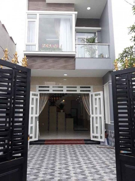 Căn nhà như hình mặt tiền gần chợ bình chánh