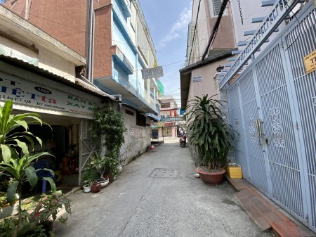 Bán nhà 60m2, 2 lầu, hẻm xe hơi Âu Dương Lân, P3, Q8