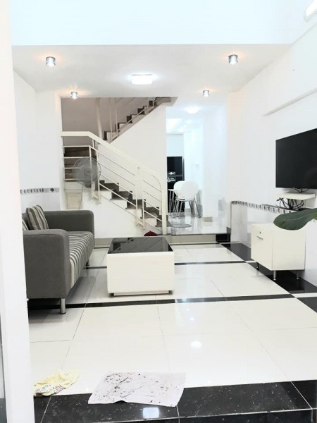 Bán nhà đẹp dọn vào ở liền khu Phan Xích Long, 4 tầng sân thượng, 35m2 chỉ 5Ty2